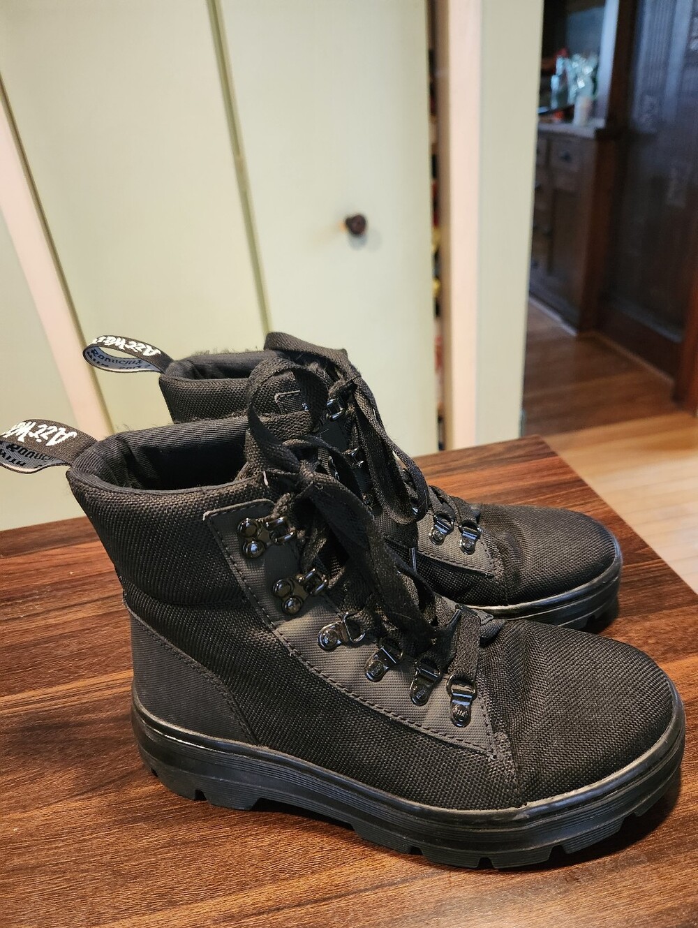 DR. MARTENS Black Women's Lace-Up Combat Boots